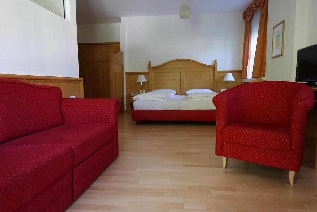Parkhotel Post К'юза Екстер'єр фото