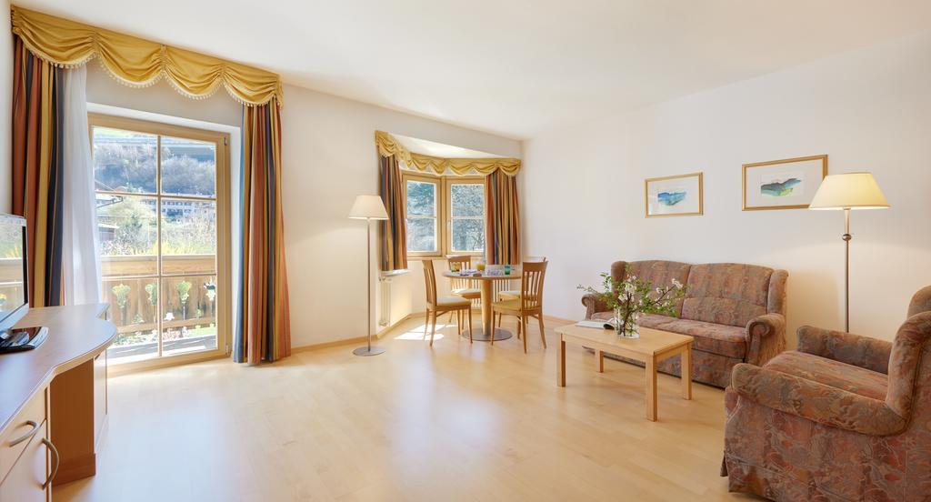 Parkhotel Post К'юза Екстер'єр фото