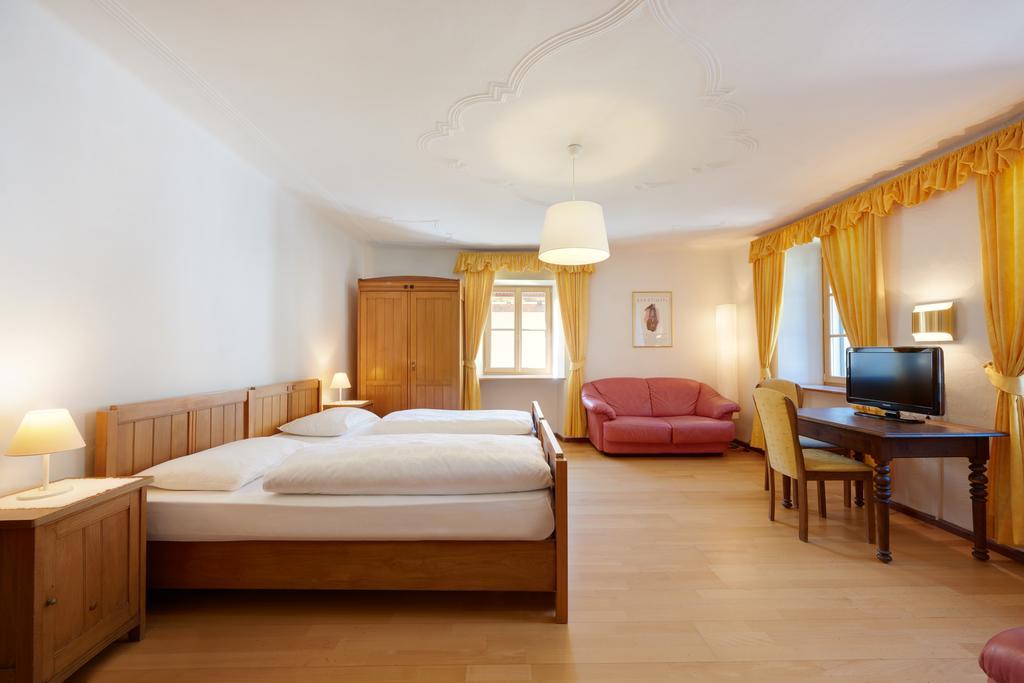 Parkhotel Post К'юза Екстер'єр фото